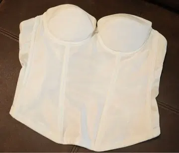 [ 거의 미사용 ] 비앙쥬 뷔스티에 ( c70 )