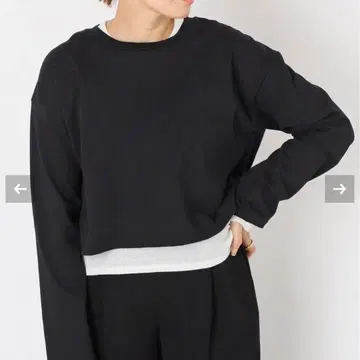 드므이에므 끌라쓰 크롭 롱 슬리브 티셔츠