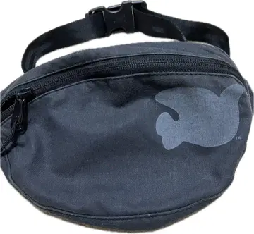 FREE CITY 바디백 블랙