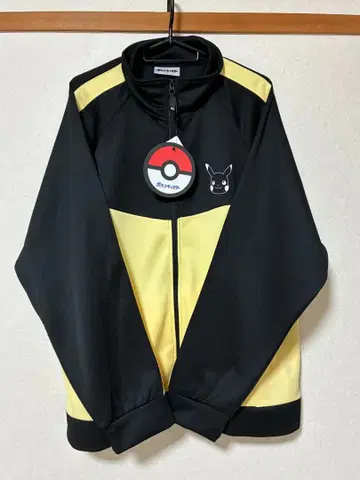 [ 새상품 ] 포켓몬 피카츄 트랙 저지 자켓 블랙 L