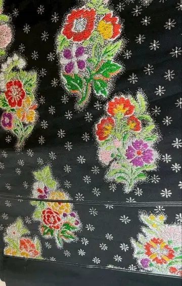 순수 실크 후쿠로 오비 꽃무늬 자수 블랙 베이스 크리스마스