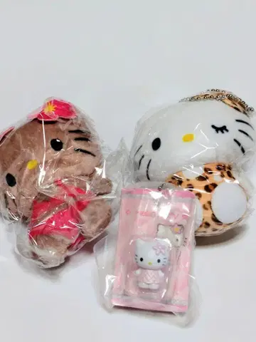 헬로키티 봉제 인형 볼체인 패키지 미니어처 컬렉션