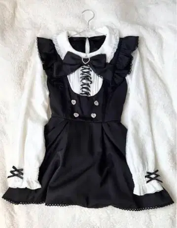 리즈리사 프릴 스핀들 셋업