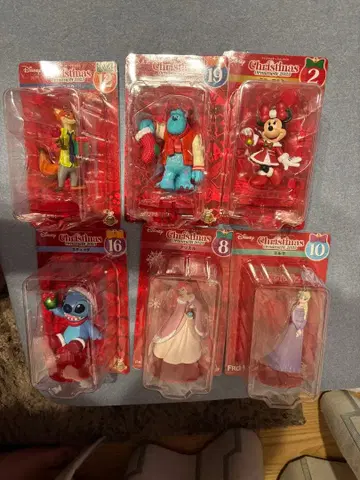 디즈니 크리스마스 캐릭터 피규어 세트
