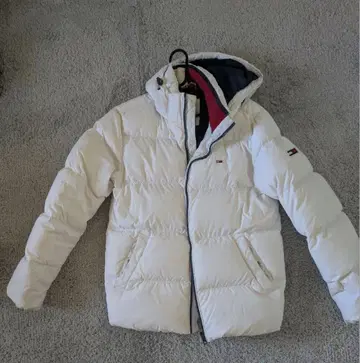 TOMMY JEANS 후드 부착 다운 자켓 화이트