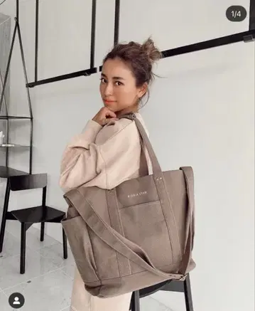 ALEXIA STAM 알리시아스탄 마더백