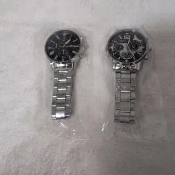 아날로그 쿼츠 손목시계 2개 세트. 미사용 새상품