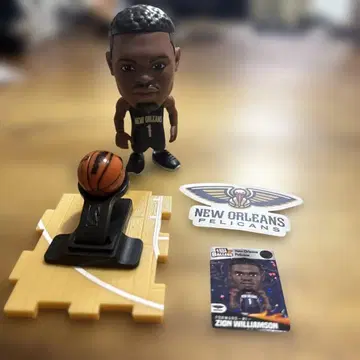 자이언 윌리엄 피규어 New Orleans Pelicans