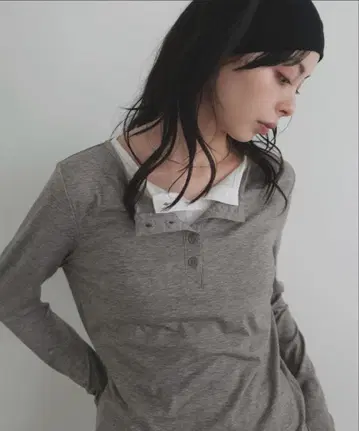 LIAN 바이컬러 헨리넥 풀오버