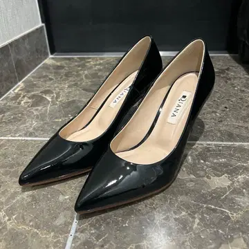 DIANA 다용도 플레인 펌프스