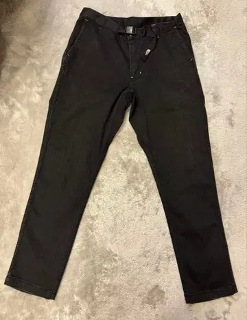 슬림핏 데님 팬츠 블랙