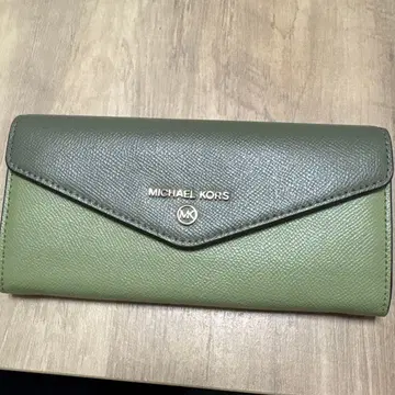 마이클 코어스 그린 장지갑