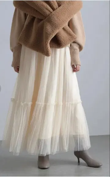 라토타리테 튤 플리츠 스커트