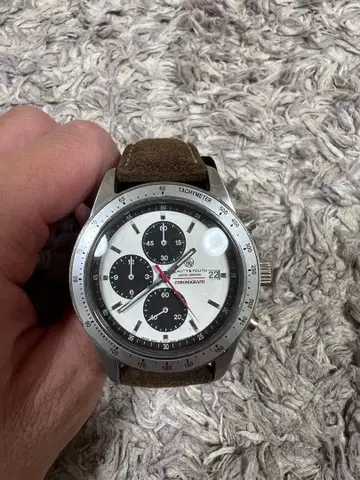 BEAUTY & YOUTH 크로노그래프 손목시계