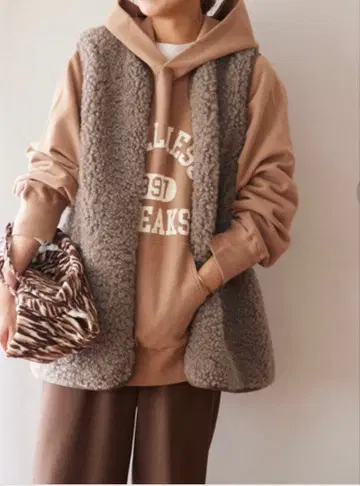 저널 스탠다드 relume 컬리 인조 모피 베스트