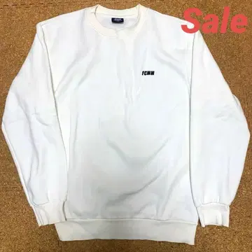 FCMM 화이트 스웨터 L 사이즈 넉넉하게 나왔습니다