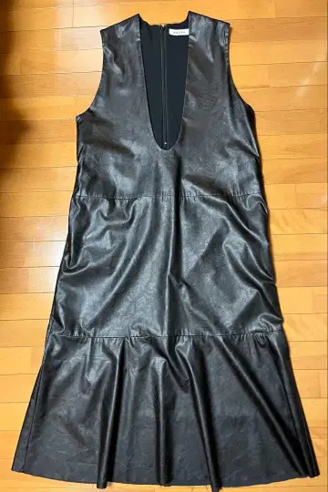 SACRA 사쿠라 인조 가죽 롱 원피스 블랙 38