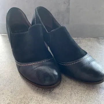 히미코 가죽 블랙 부티