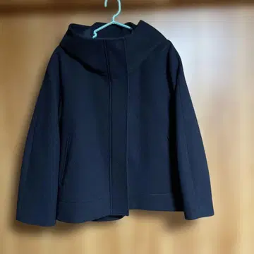 GU 멜톤 후디 숏 코트