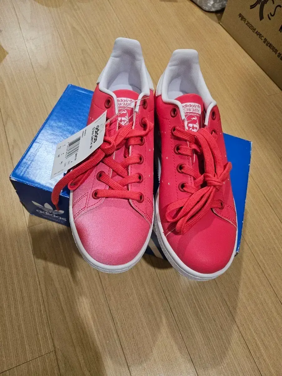 Adidas Stan Smith new product