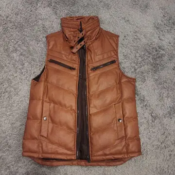 브라운 퀼팅 다운 베스트