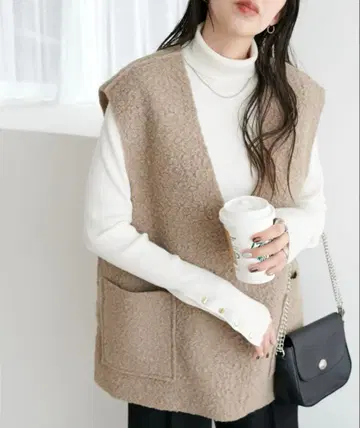 디스코트 페이크 울 베스트