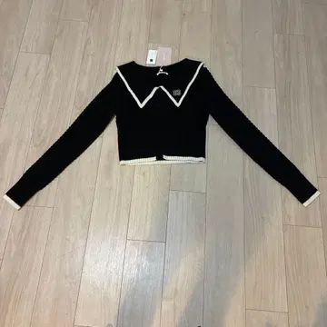 세일러 카라 크롭 니트 블랙