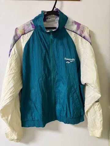 Reebok 90s 나일론 자켓 M 사이즈