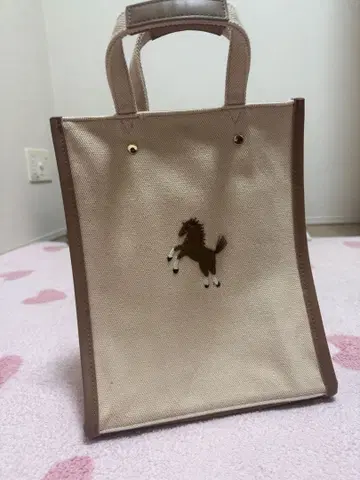 말 자수 토트백 베이지