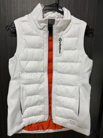 [ 미사용 새상품 ] TaylorMade 여성용 다운 베스트 화이트
