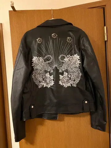 GUESS 가죽 자켓 라이더 L 사이즈