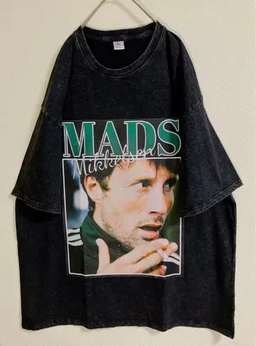 매즈 미켈슨 T셔츠 영화 데스 스트랜딩