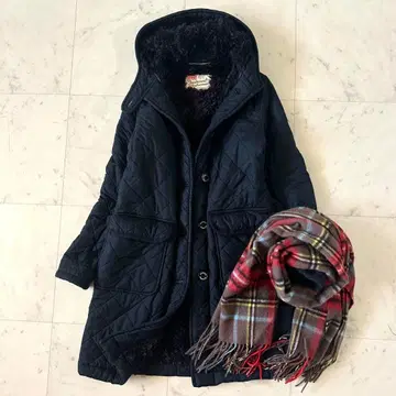 스테디셀러 인기 트래디셔널 웨더웨어 보아 안감 퀼팅 코트 영국제