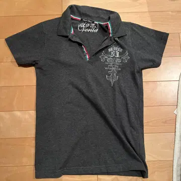 십자가 v 시크 스타일 와이셔츠