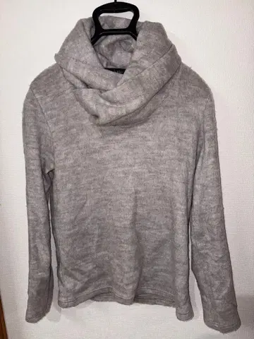 Tornado Mart 그레이 하이넥 스웨터