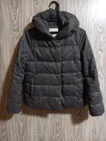 자유구 다크 그레이 다운 자켓 34 사이즈 S 사이즈 상당