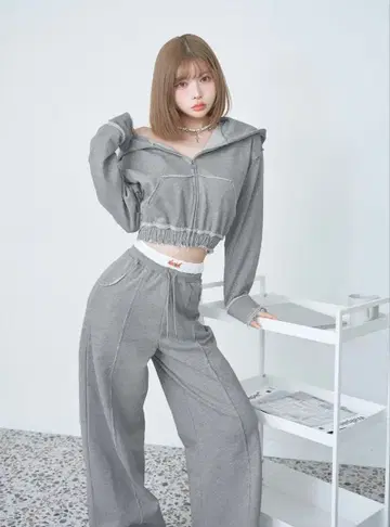 다리치 DD 지퍼 후드 맨투맨 & 팬츠 상하의 세트