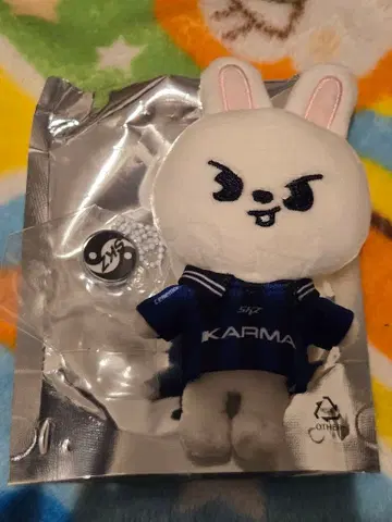 스키즈 KARMA 마스코트 리비트