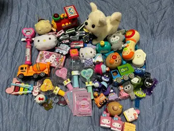 헬로키티 호빵맨 완구 세트