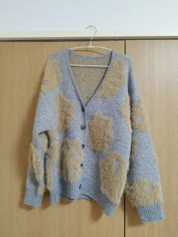 그레이 니트 가디건