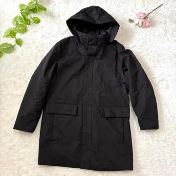 유니클로 하이브리드 다운 코트 M 블랙 다운 자켓