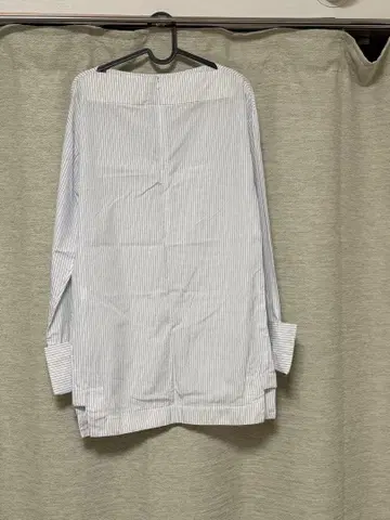 JACQUEMUS 스트라이프 긴팔 셔츠