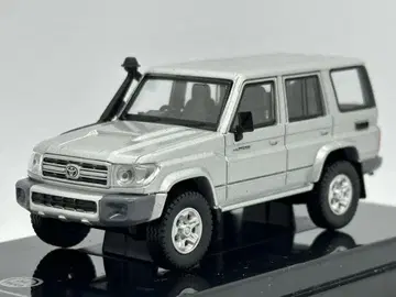 PARA64 도요타 랜드크루저 70