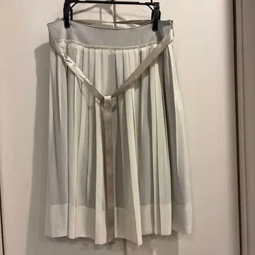 리플렉트 쉬폰 플리츠 스커트 무릎 기장