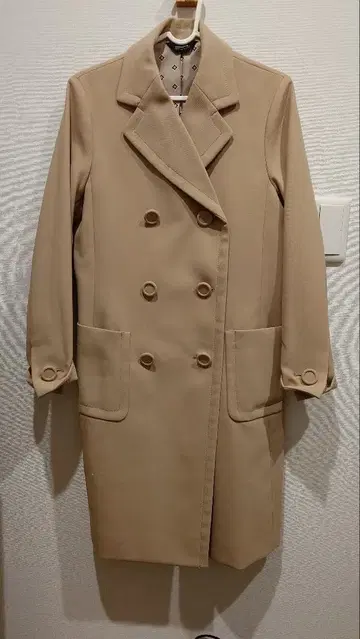 [ 새상품급 ] 베이지 더블 브레스트 코트 트렌치코트 9호 M
