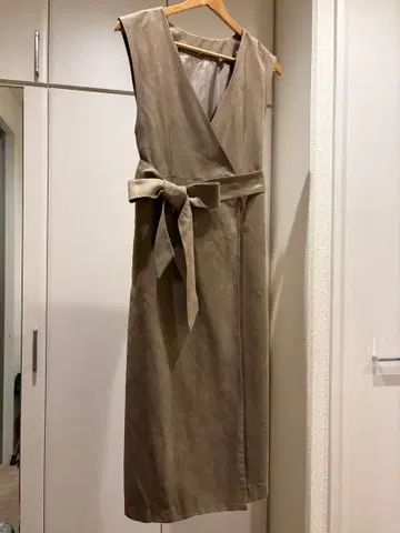 새상품급 어반리서치 로쏘 3WAY 베스트 원피스