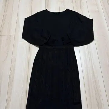 블랙 니트 원피스