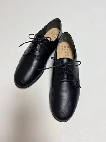 마가렛호웰 옥스퍼드 23.5cm