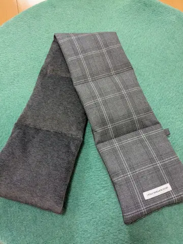 새상품급 어반 리서치 그레이 다운 체크 머플러