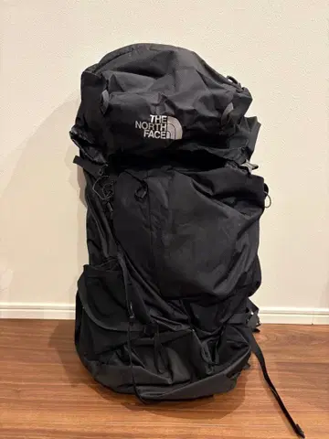 THE NORTH FACE OURANOS 35 블랙 백팩
